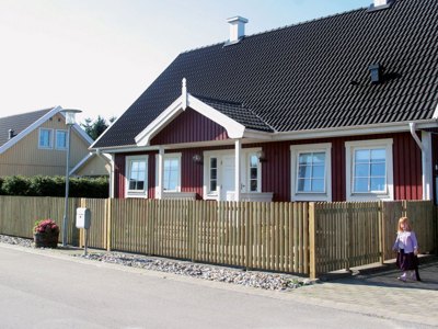 Terndrup gjerde rammer inn hagen for familiens sikkerhet